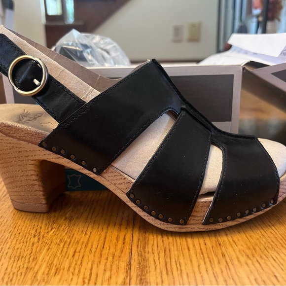 Dansko Black Leather Sandals with Tan Wooden Heel - Picture 1 of 3